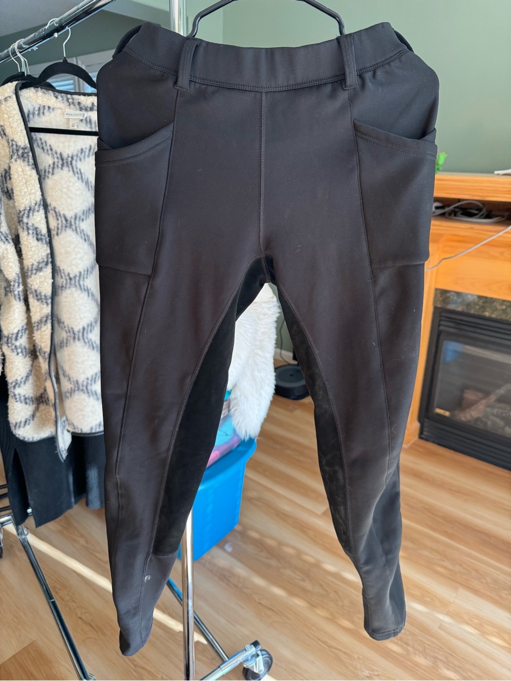 Irideon Winter Weight Full-Sear Black Equestrian-Style Riding Breeches - Medium